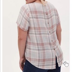 Torrid Abbey Plaid Woven Button Back Shirt Blouse Short Sleeve Women’s 4 X / 26